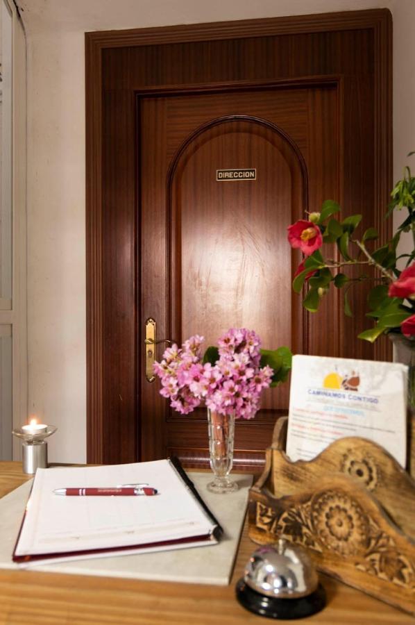 Hostal San Cristobal - Pontedeume Εξωτερικό φωτογραφία