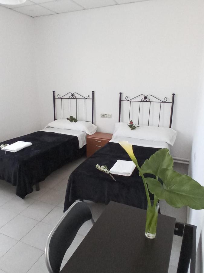 Hostal San Cristobal - Pontedeume Εξωτερικό φωτογραφία