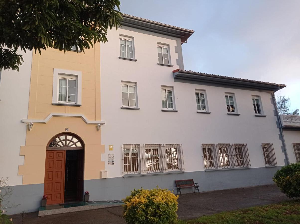 Hostal San Cristobal - Pontedeume Εξωτερικό φωτογραφία