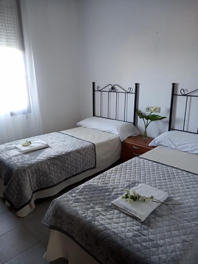 Hostal San Cristobal - Pontedeume Εξωτερικό φωτογραφία