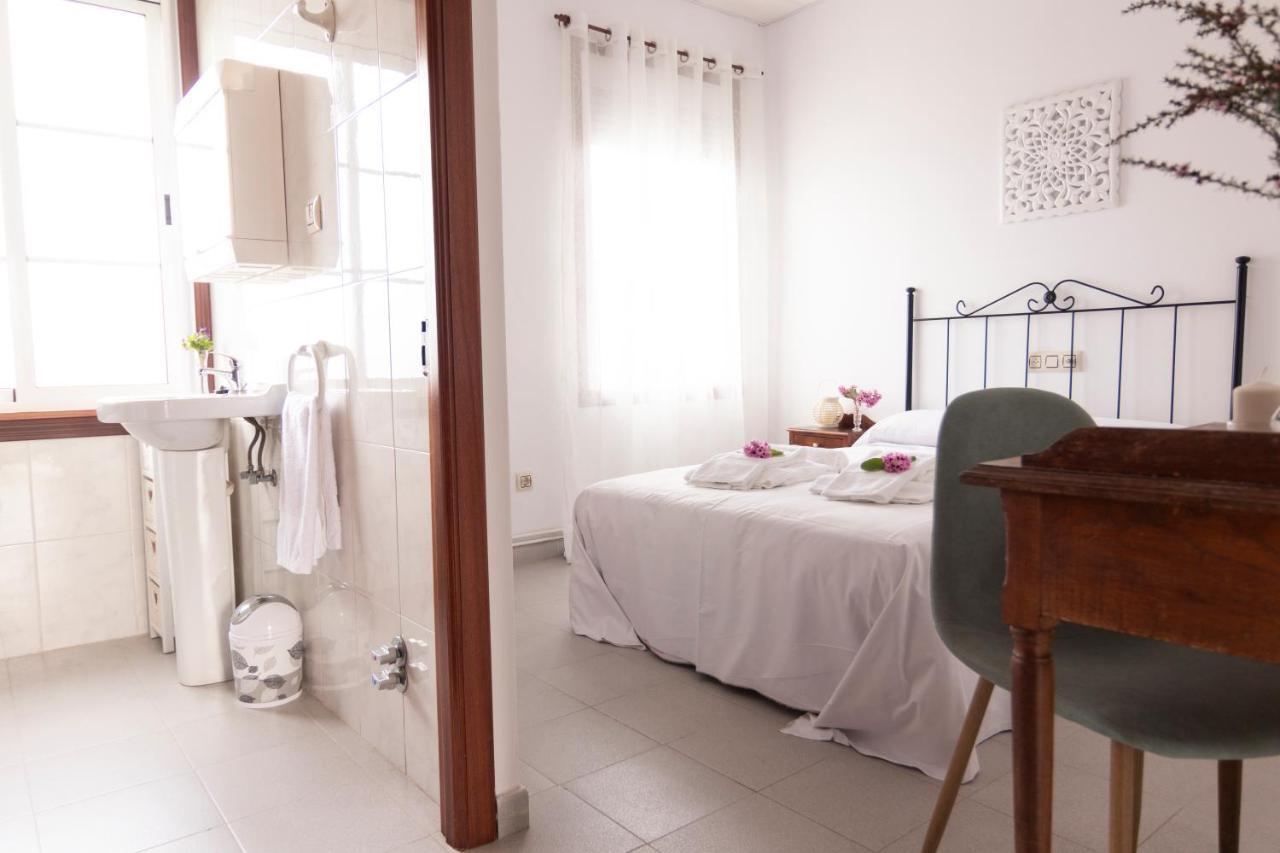 Hostal San Cristobal - Pontedeume Εξωτερικό φωτογραφία