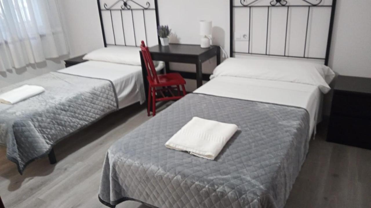 Hostal San Cristobal - Pontedeume Εξωτερικό φωτογραφία